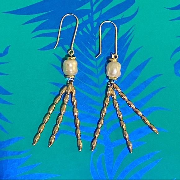 Pearl and Rice Bead Earrings - Picture 6 of 7
